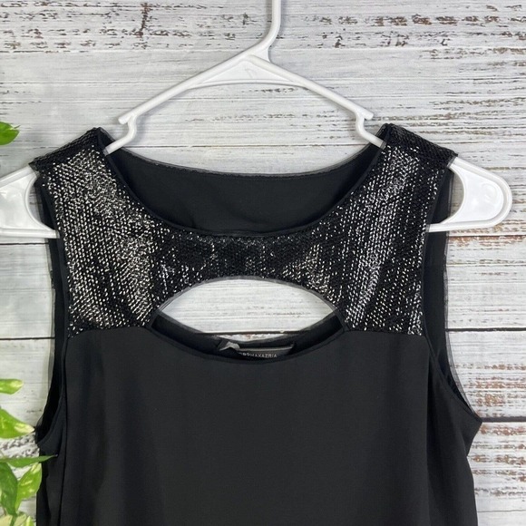 BCBG MaxAzria Tunic Top size XXS Black Sequins Cocktail Wedding Evening Disco - Picture 4 of 10